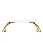 Kép 2/3 - Manikűr kéztámasz arany lábakkal - fehér